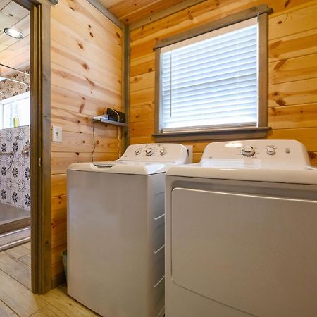 Convenient Romantic Hot Tub Bbq 3-Night Special! Broken Bow Luaran gambar