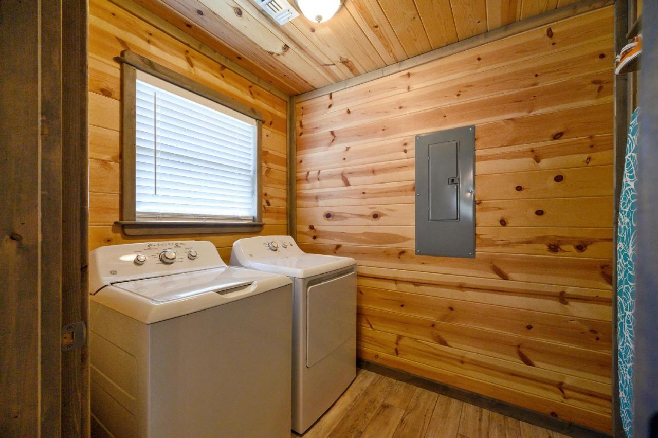 Convenient Romantic Hot Tub Bbq 3-Night Special! Broken Bow Luaran gambar
