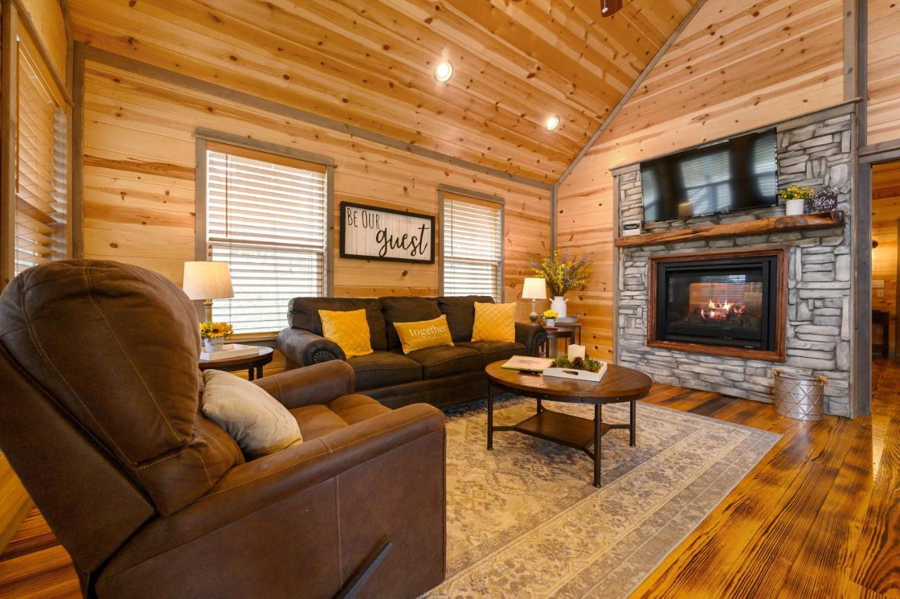 Convenient Romantic Hot Tub Bbq 3-Night Special! Broken Bow Luaran gambar
