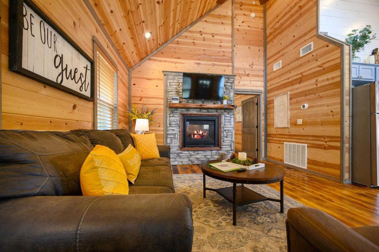 Convenient Romantic Hot Tub Bbq 3-Night Special! Broken Bow Luaran gambar